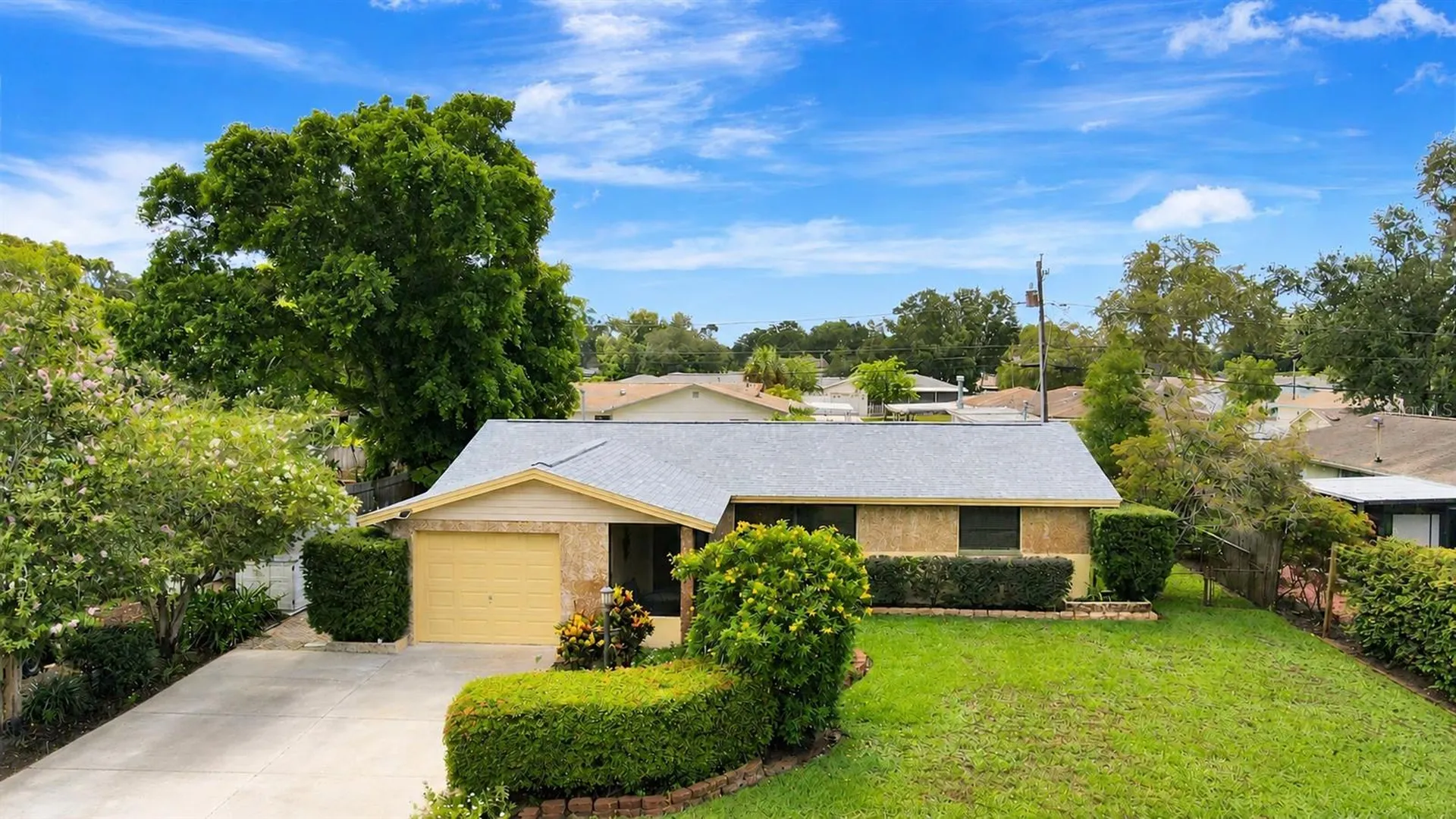 8165 Lark Street Seminole FL 33777