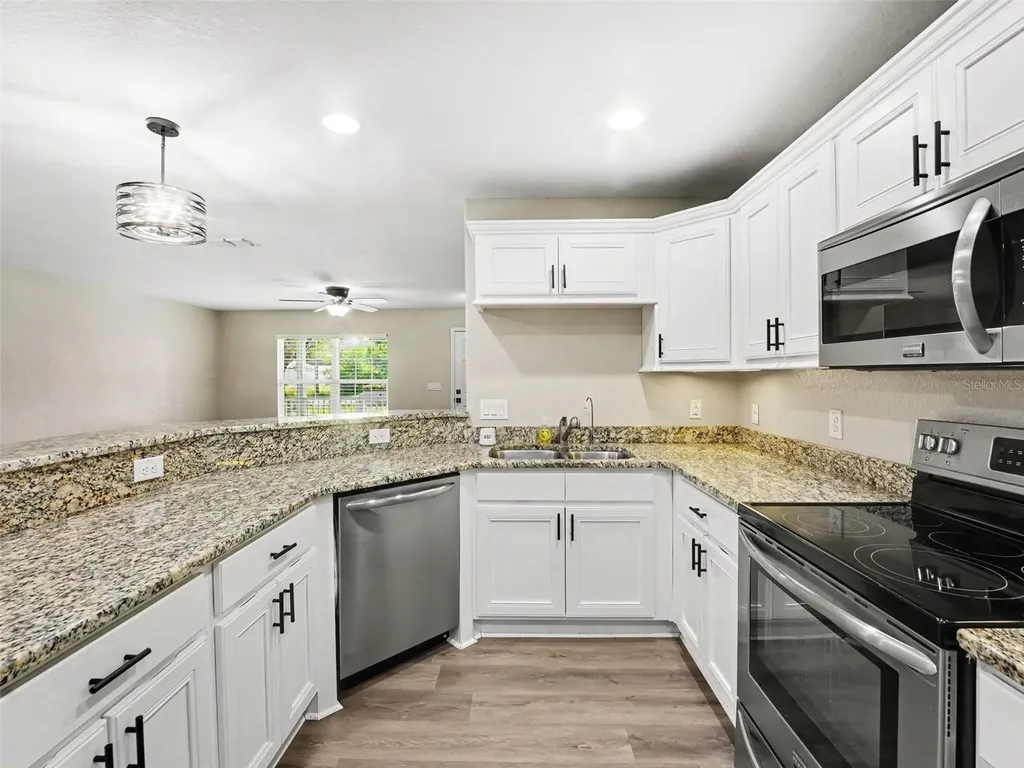 410 NE 12th Avenue Mulberry FL 33860