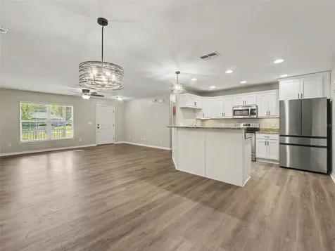 410 NE 12th Avenue Mulberry FL 33860