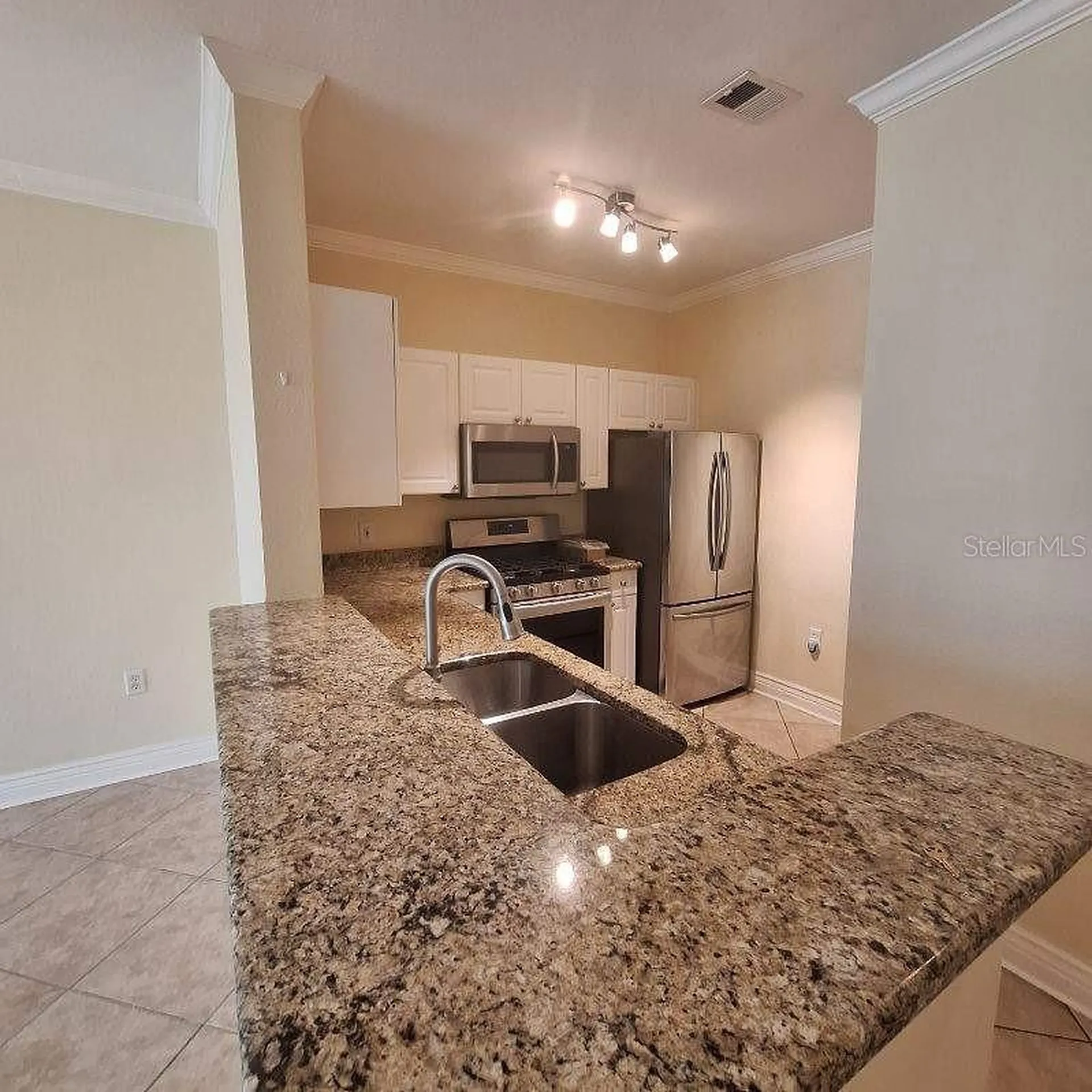 2713 Via Murano Clearwater FL 33764