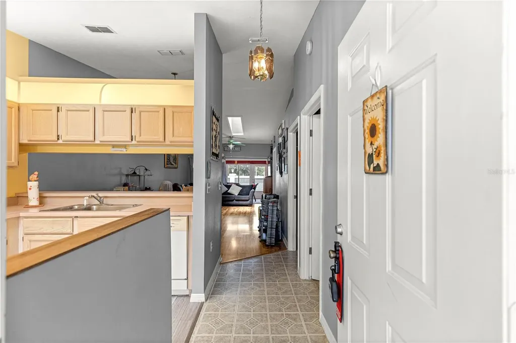 10483 SW 85th Court Ocala FL 34481