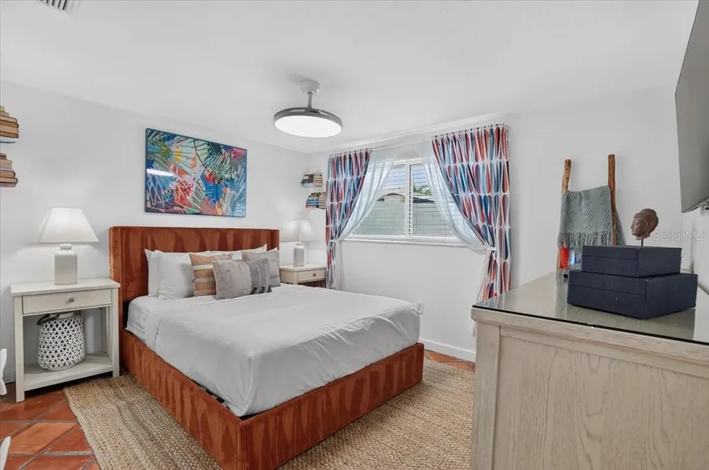 6203 Holmes Boulevard Holmes Beach FL 34217