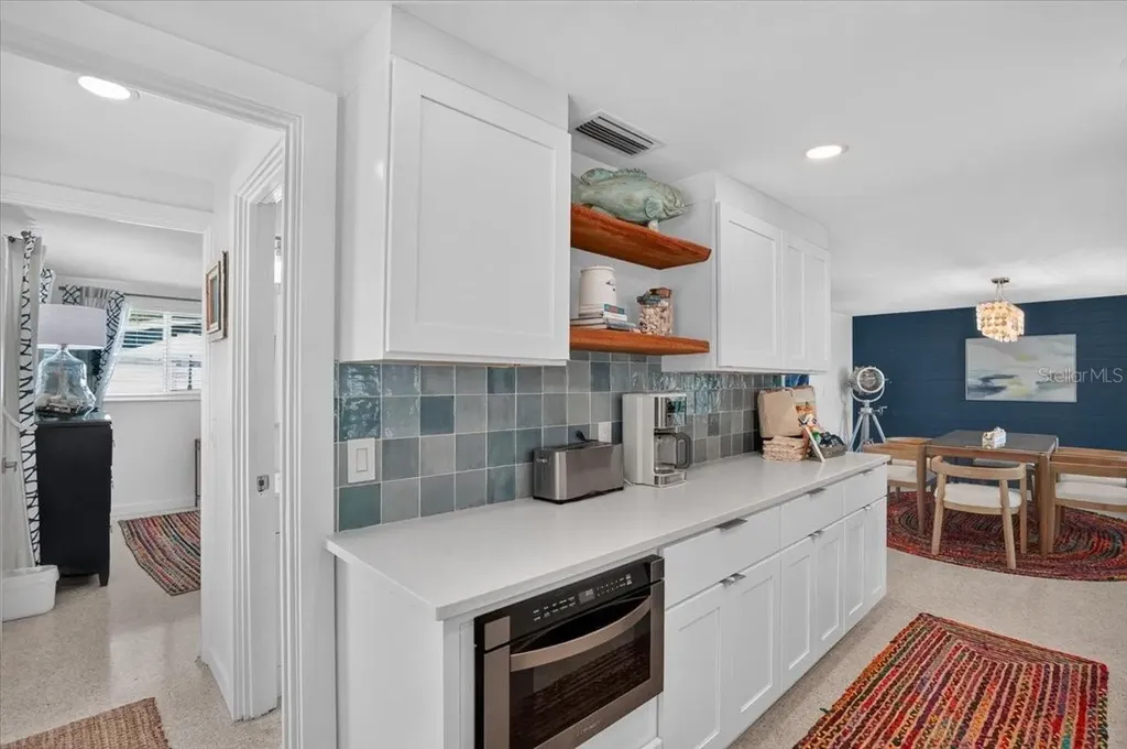 6203 Holmes Boulevard Holmes Beach FL 34217