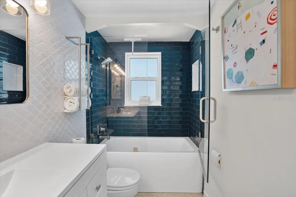 6203 Holmes Boulevard Holmes Beach FL 34217