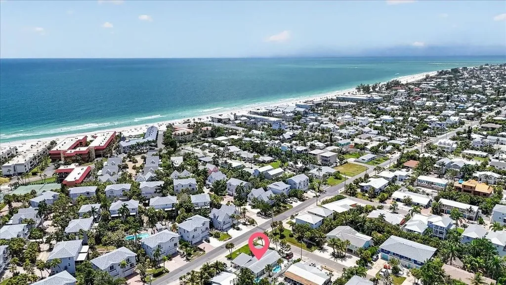 6203 Holmes Boulevard Holmes Beach FL 34217