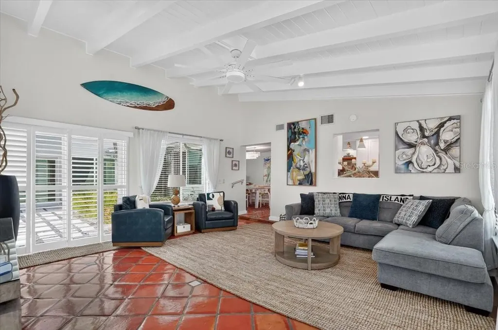 6203 Holmes Boulevard Holmes Beach FL 34217