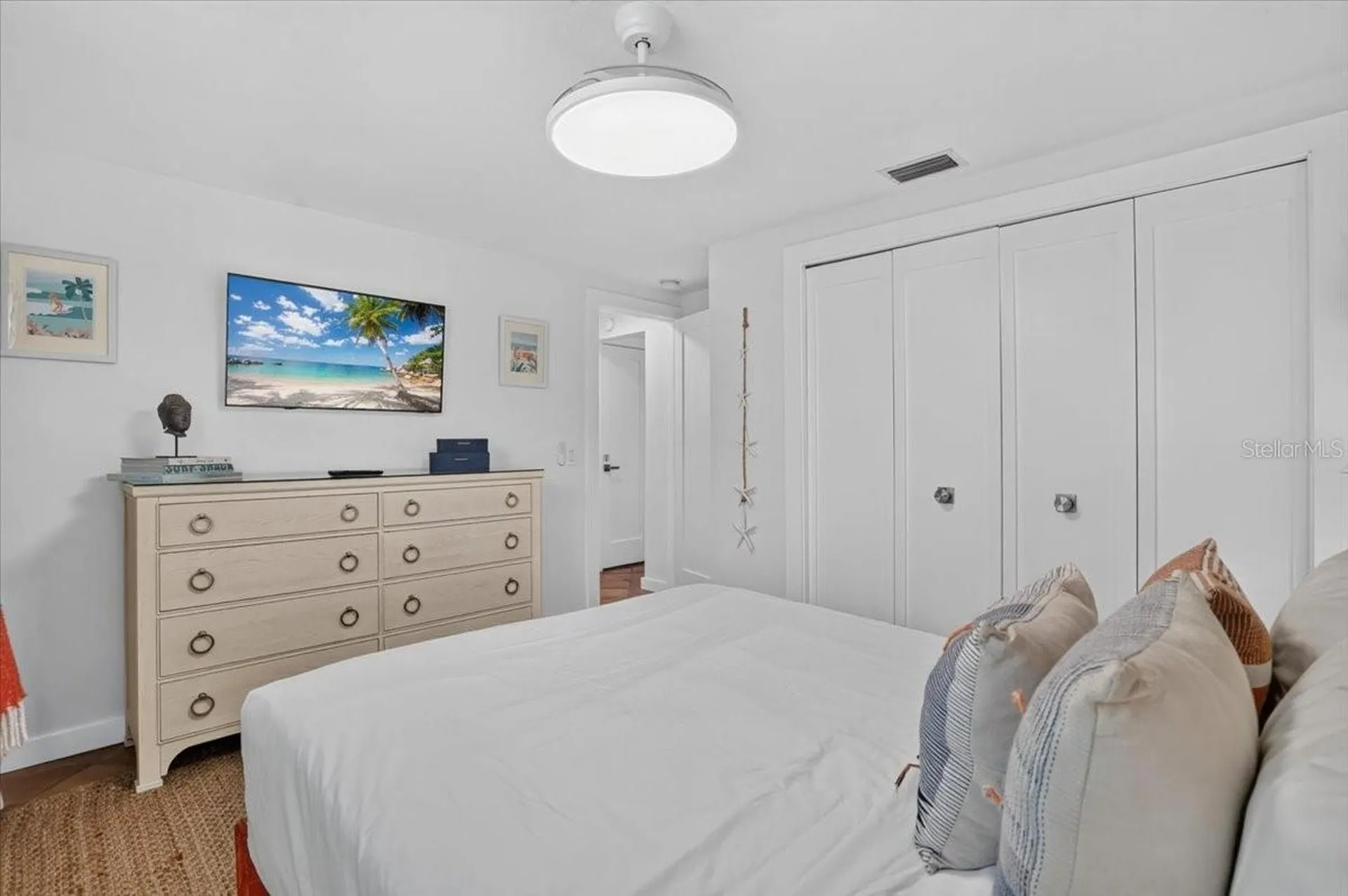 6203 Holmes Boulevard Holmes Beach FL 34217