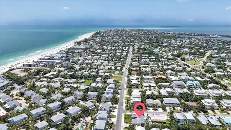 6203 Holmes Boulevard Holmes Beach FL 34217