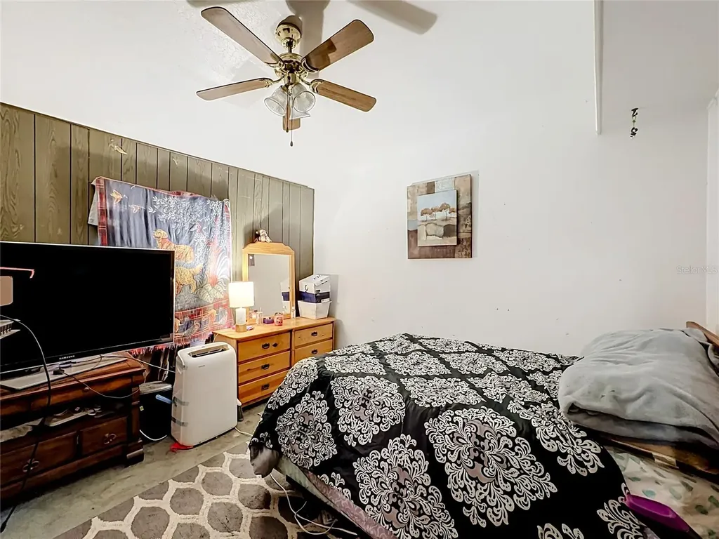 202 N 39th Street Fort Pierce FL 34947