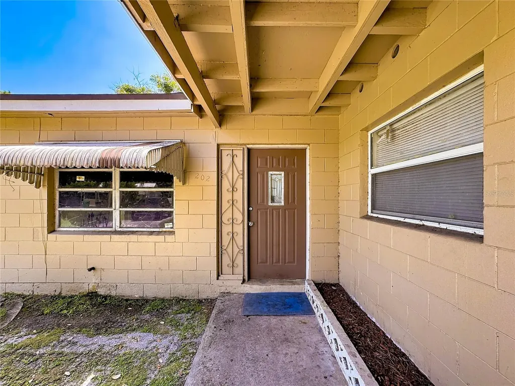 202 N 39th Street Fort Pierce FL 34947
