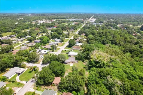 202 N 39th Street Fort Pierce FL 34947