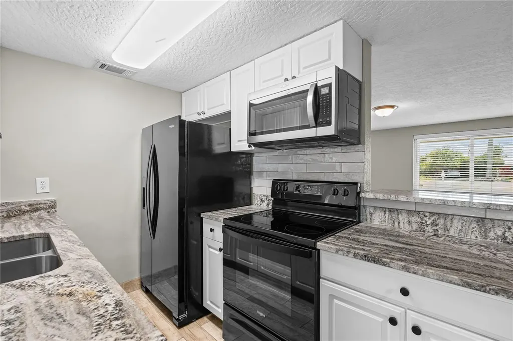 3012 15th Street W Bradenton FL 34205