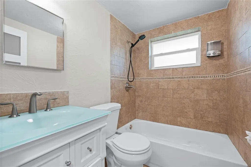 3012 15th Street W Bradenton FL 34205