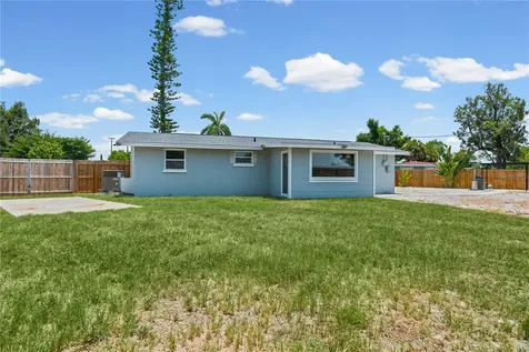3012 15th Street W Bradenton FL 34205