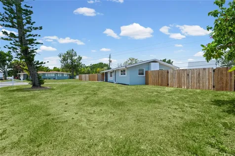 3012 15th Street W Bradenton FL 34205