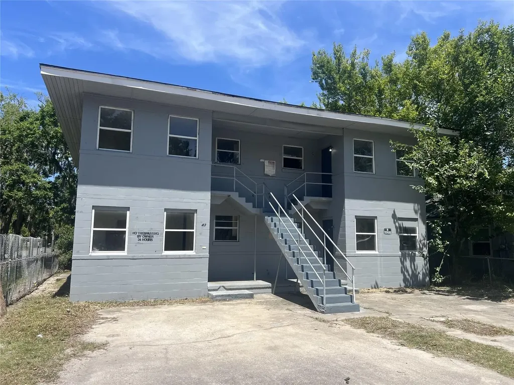 543 Division Street Daytona Beach FL 32114