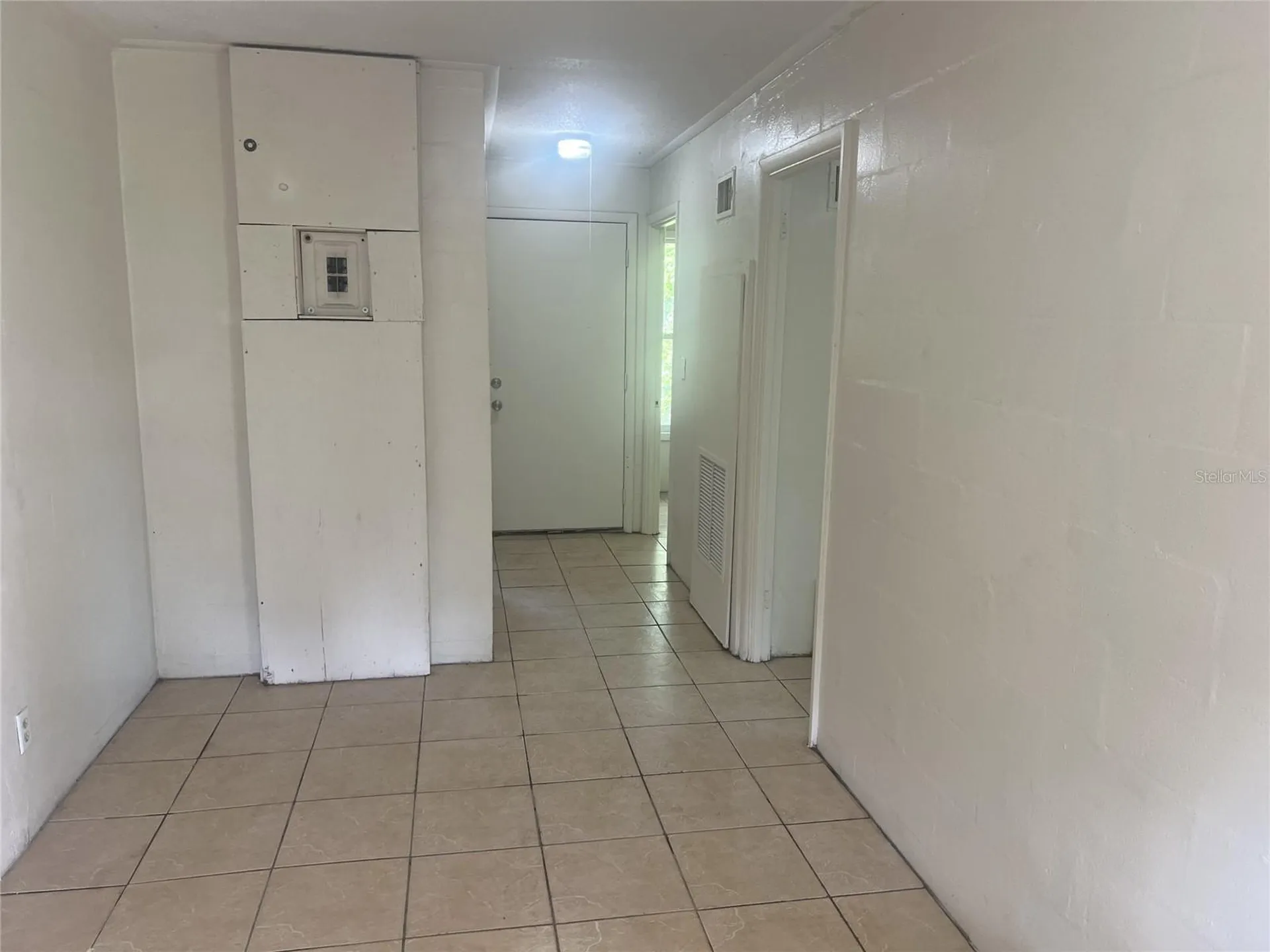543 Division Street Daytona Beach FL 32114