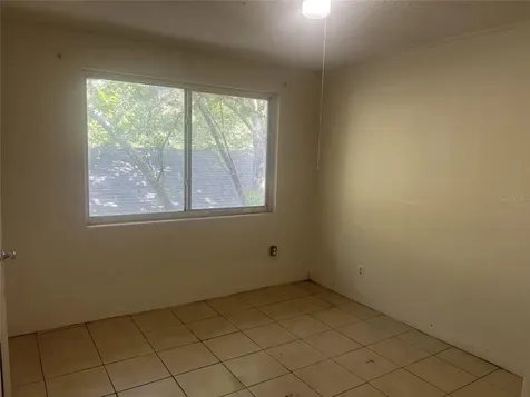 543 Division Street Daytona Beach FL 32114