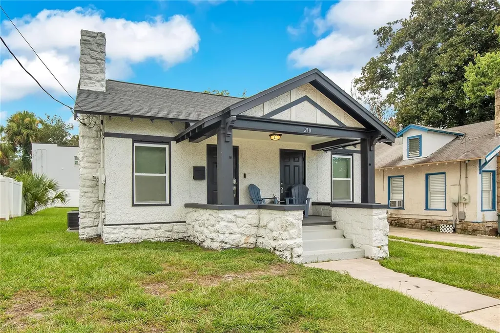 210 Bellevue Avenue Daytona Beach FL 32114