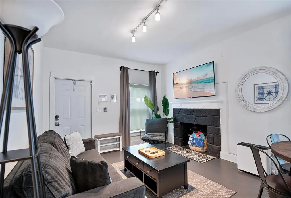 210 Bellevue Avenue Daytona Beach FL 32114