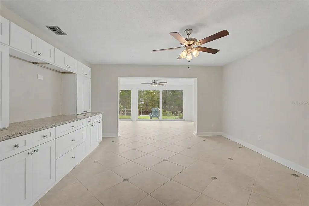 11364 W Bayshore Drive Crystal River FL 34429