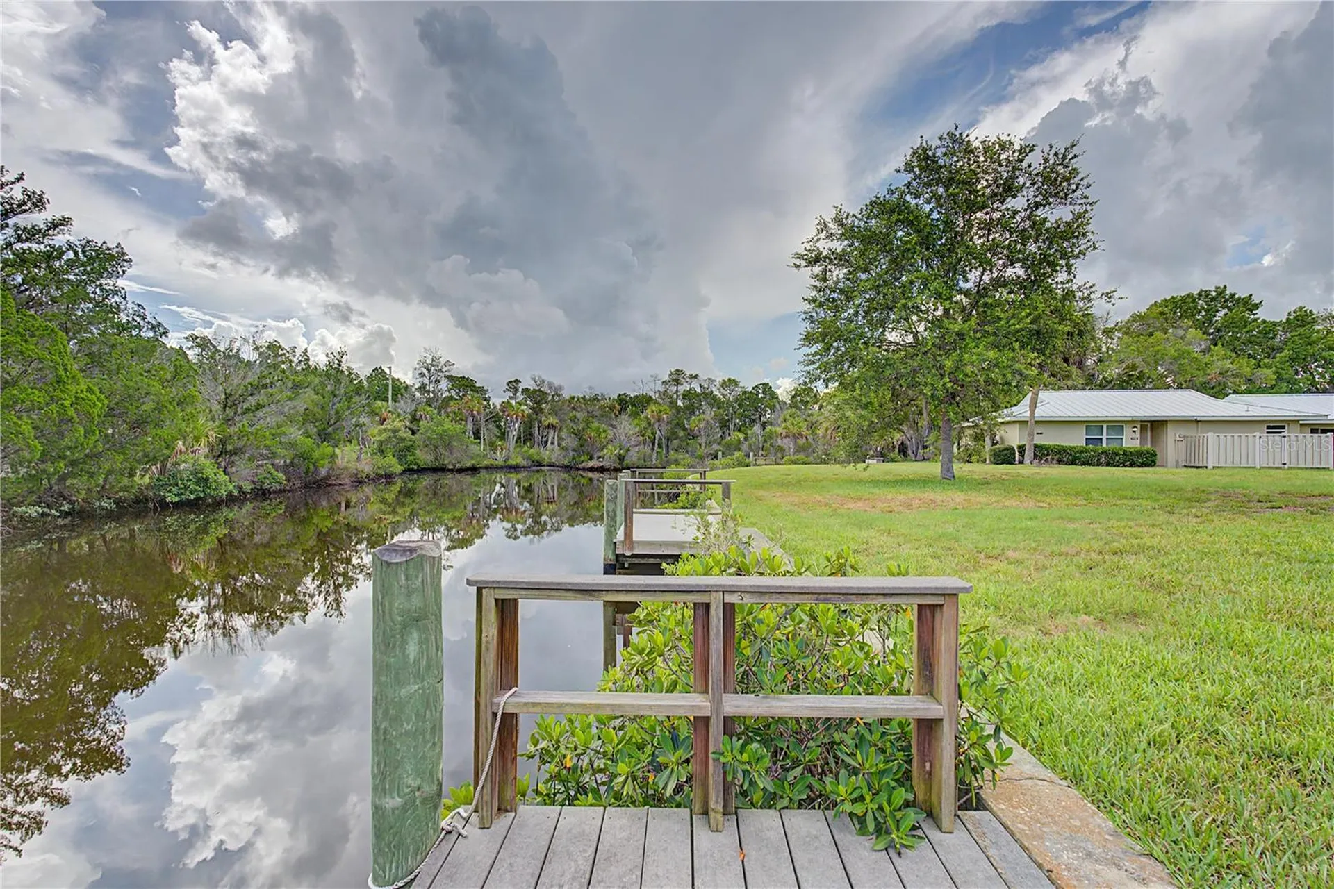 11364 W Bayshore Drive Crystal River FL 34429