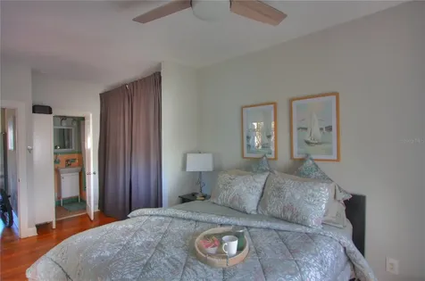 835 7th Avenue S St Petersburg FL 33701