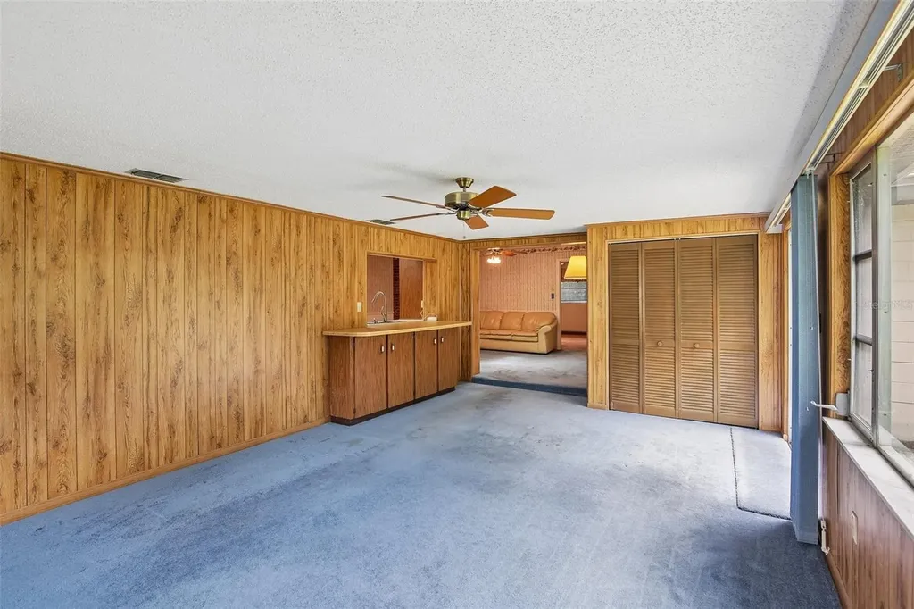 9224 Lakeview Drive New Port Richey FL 34654