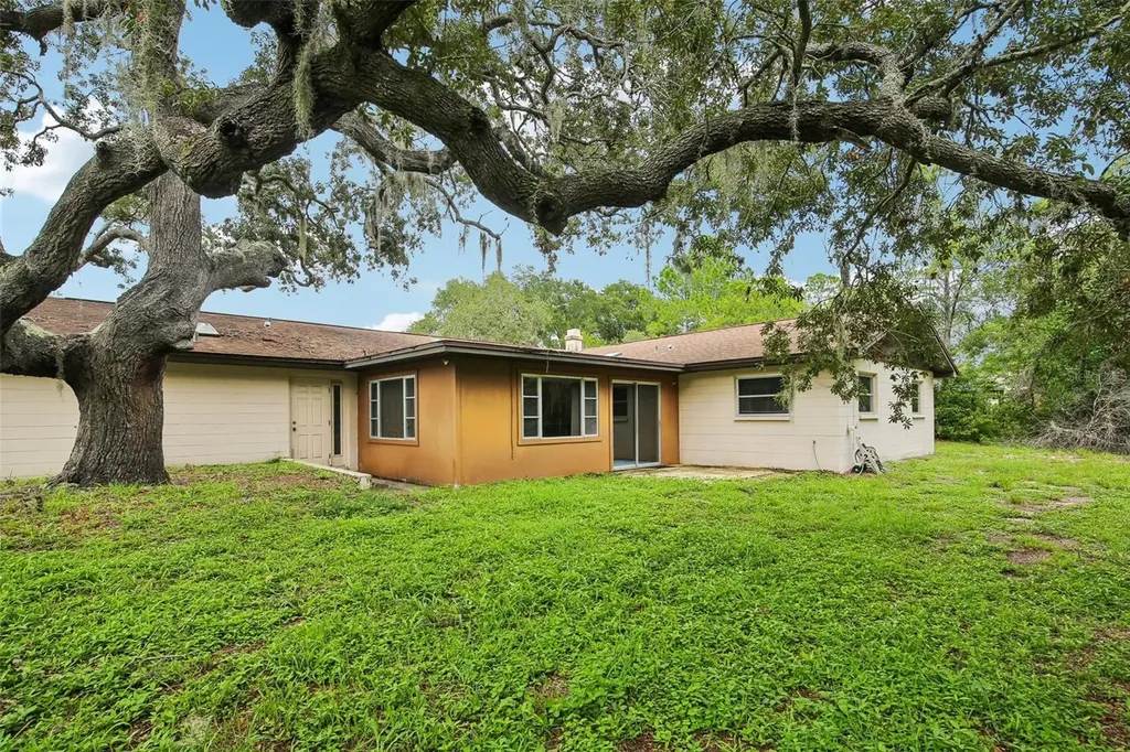 9224 Lakeview Drive New Port Richey FL 34654