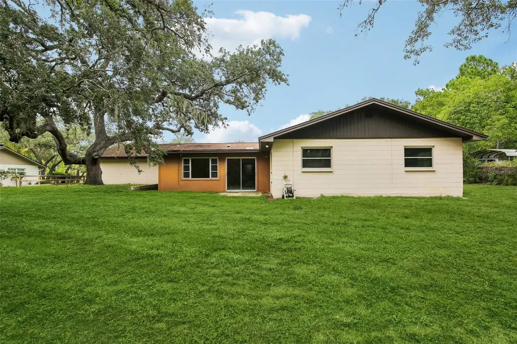 9224 Lakeview Drive New Port Richey FL 34654