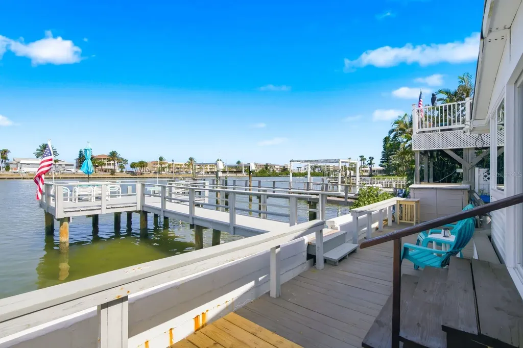 15010 113th Avenue Largo FL 33774