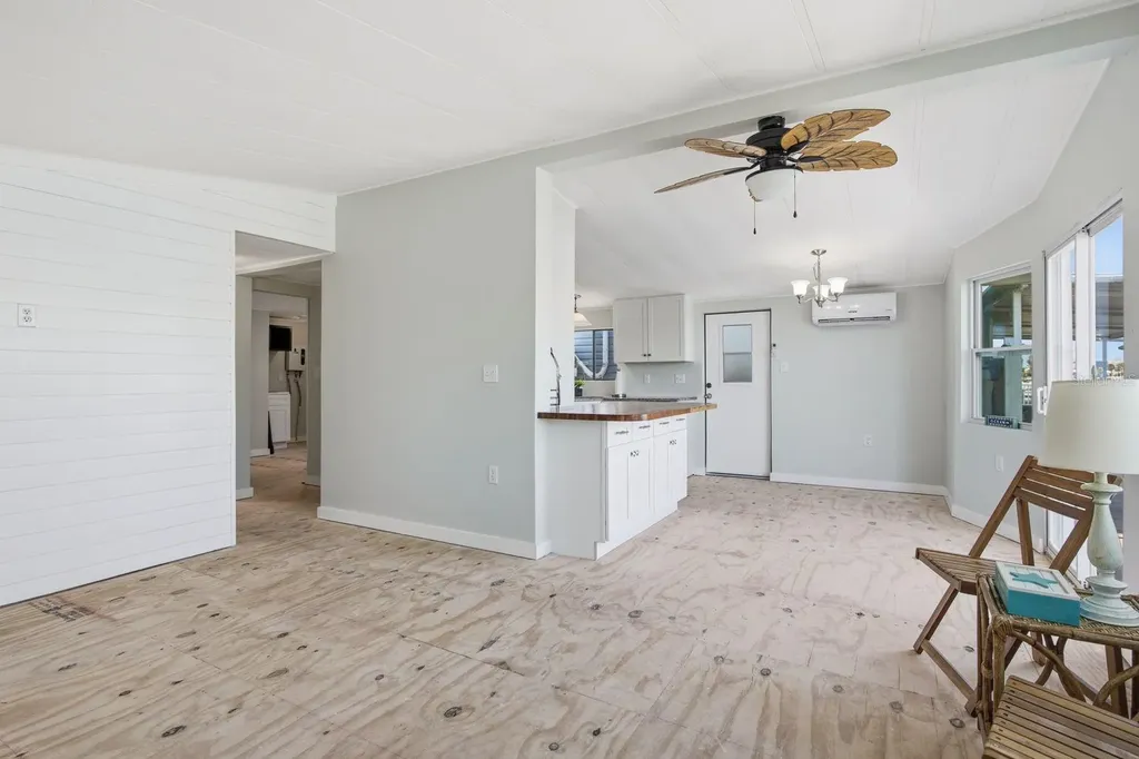 15010 113th Avenue Largo FL 33774