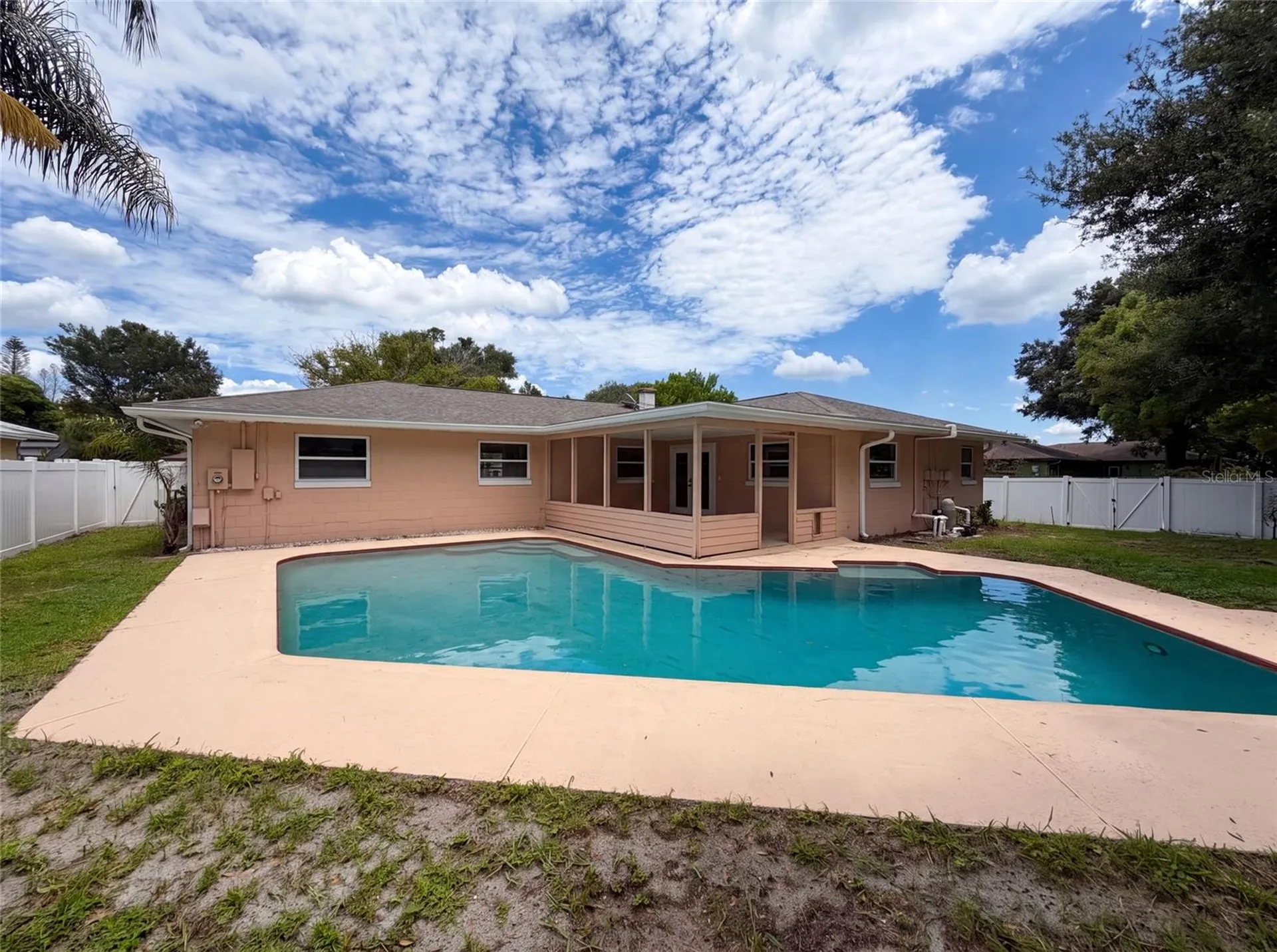 2223 Conifer Avenue Winter Park FL 32792