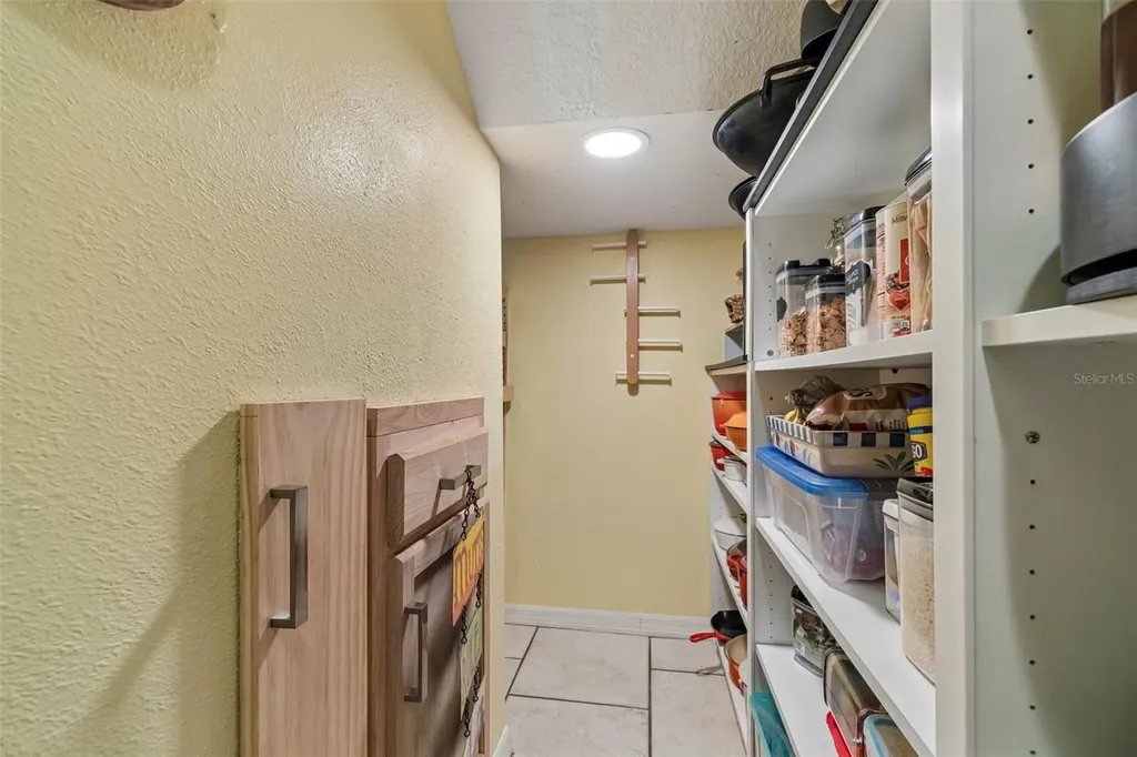 1514 Booth Drive Valrico FL 33594