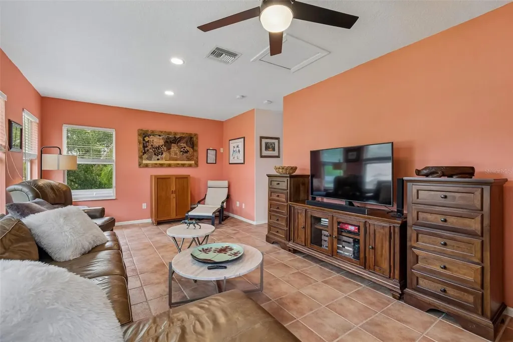 1514 Booth Drive Valrico FL 33594