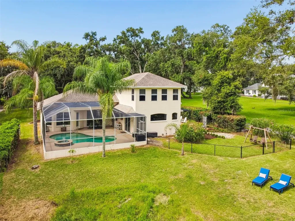 1514 Booth Drive Valrico FL 33594