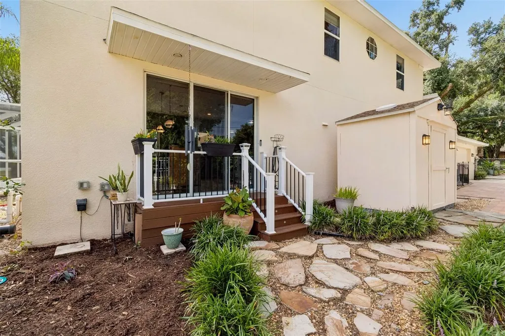 1514 Booth Drive Valrico FL 33594
