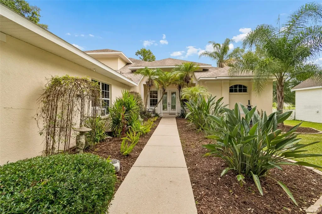 1514 Booth Drive Valrico FL 33594