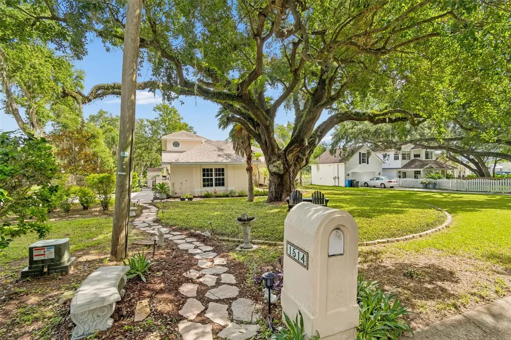 1514 Booth Drive Valrico FL 33594