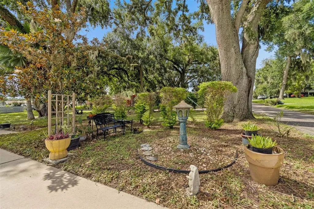 1514 Booth Drive Valrico FL 33594