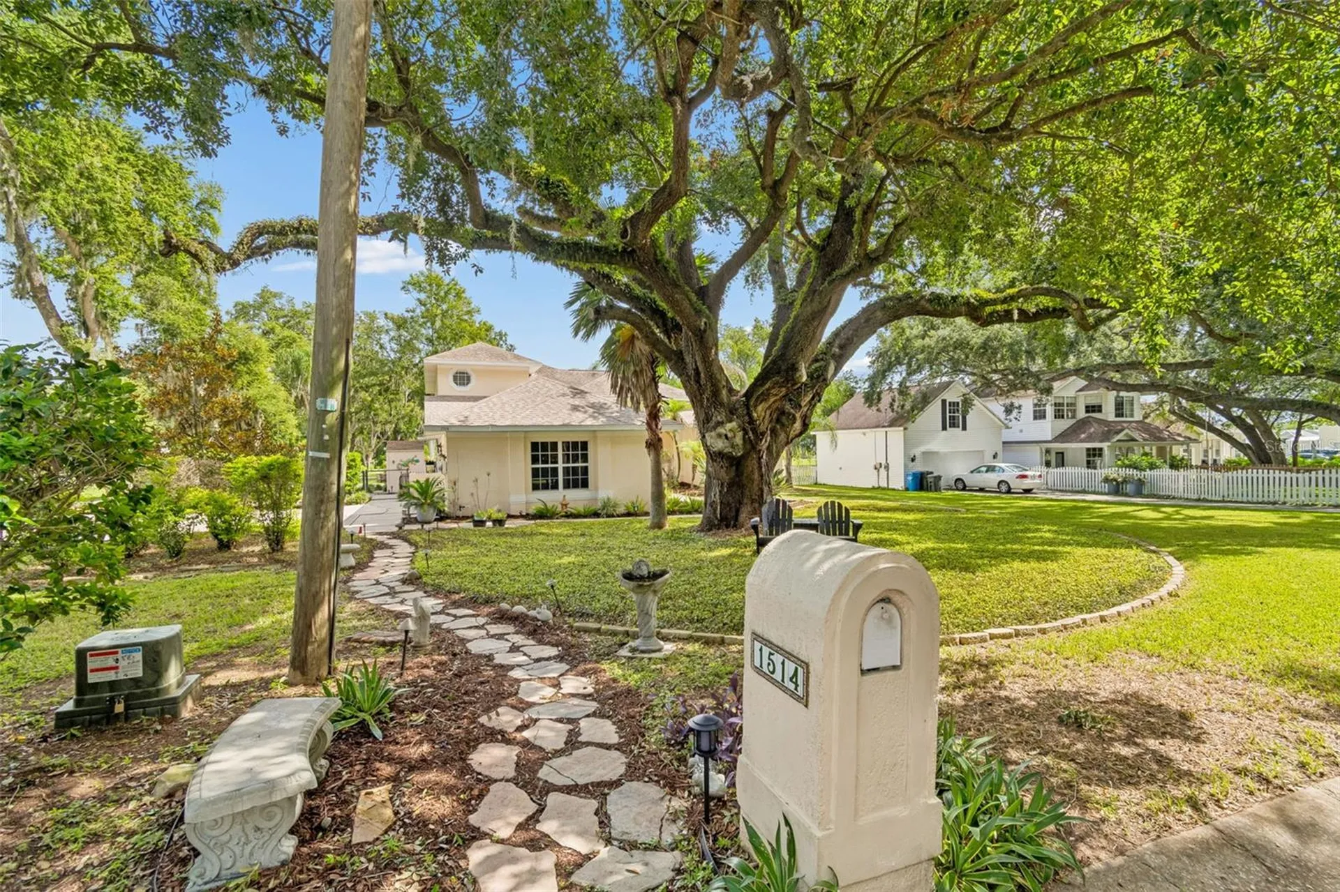 1514 Booth Drive Valrico FL 33594