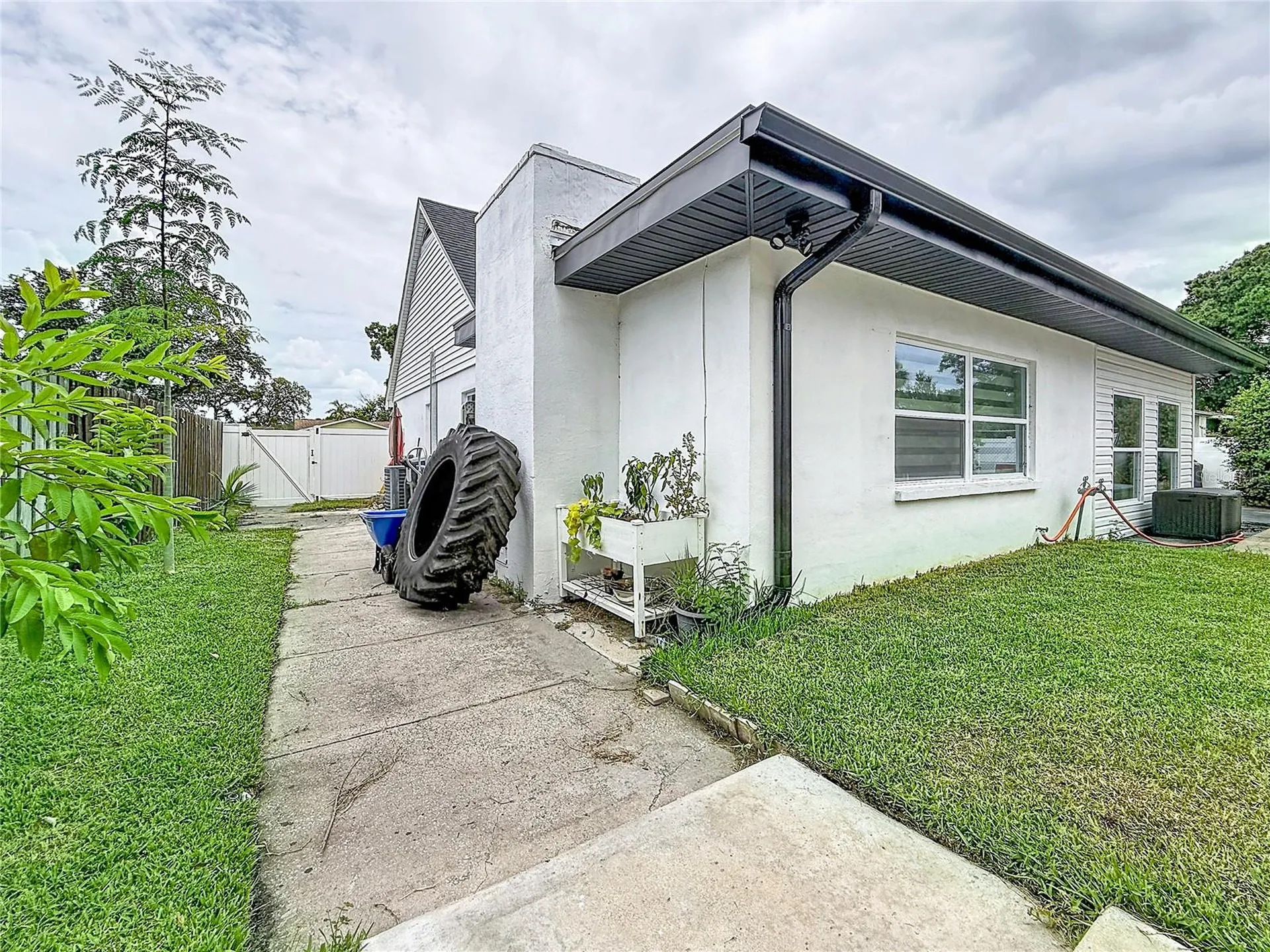 8407 Quartz Place Tampa FL 33615