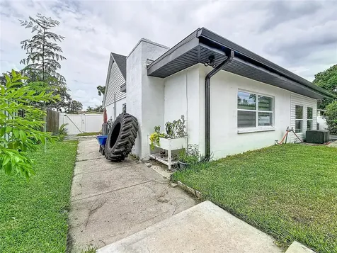 8407 Quartz Place Tampa FL 33615