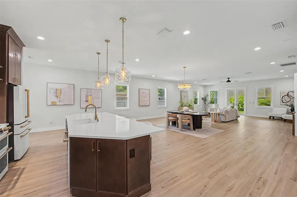 110 S Arrawana Avenue Tampa FL 33609