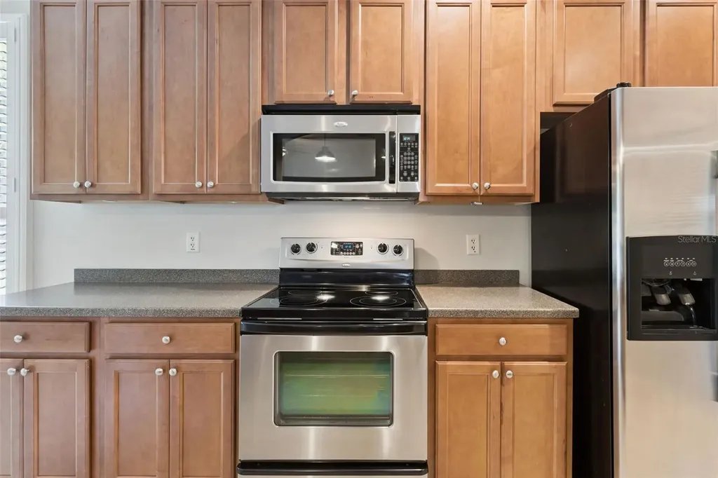 8270 Bridgeport Bay Circle Mount Dora FL 32757