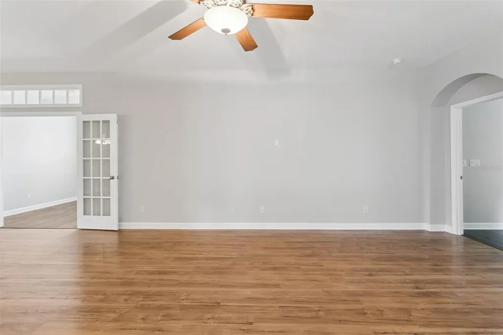 8270 Bridgeport Bay Circle Mount Dora FL 32757