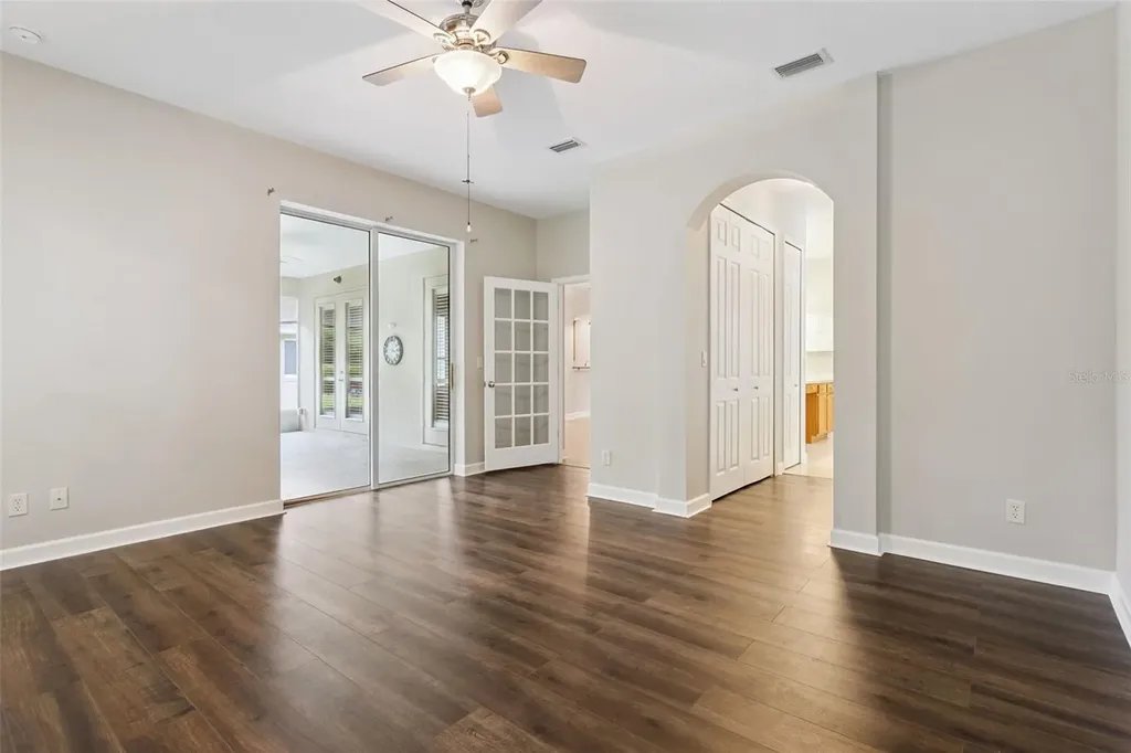 8270 Bridgeport Bay Circle Mount Dora FL 32757