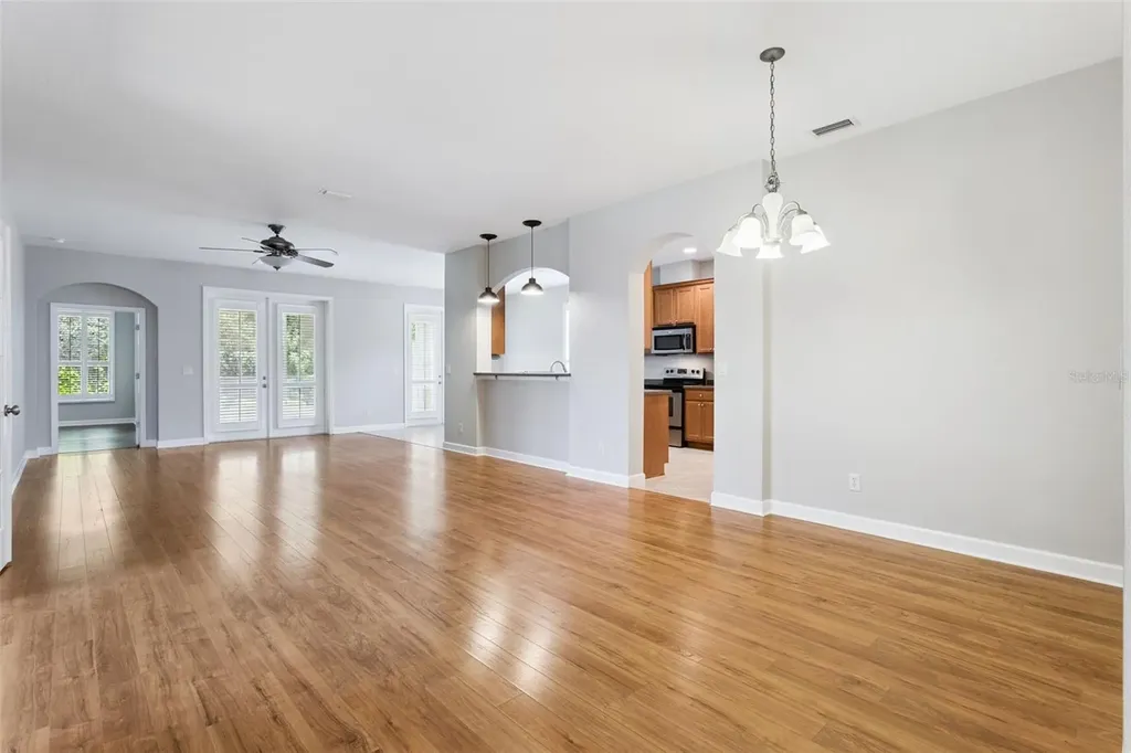 8270 Bridgeport Bay Circle Mount Dora FL 32757