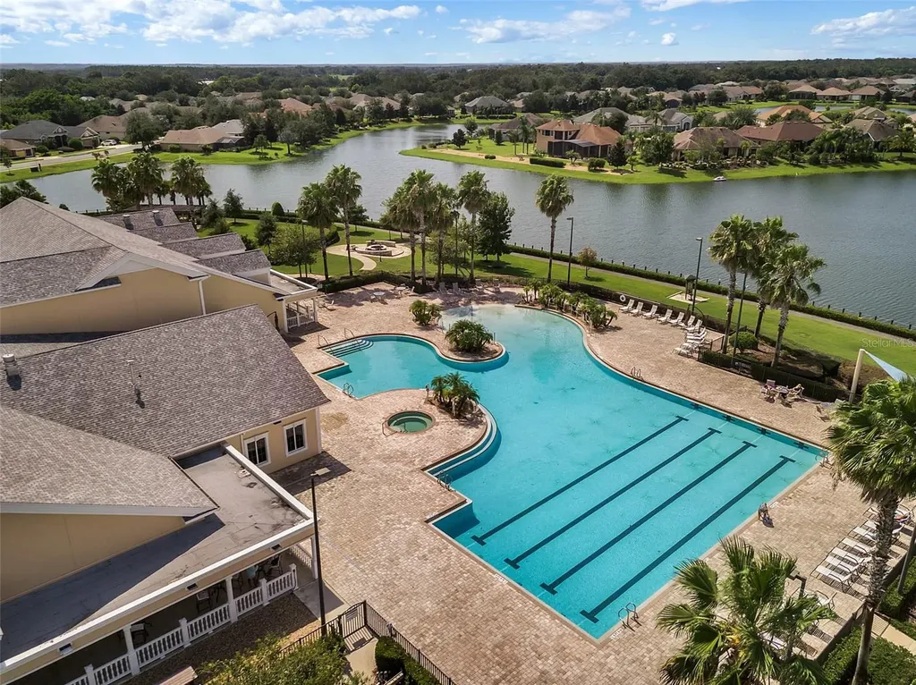 8270 Bridgeport Bay Circle Mount Dora FL 32757