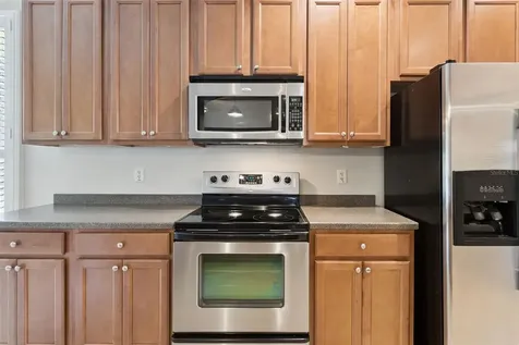 8270 Bridgeport Bay Circle Mount Dora FL 32757
